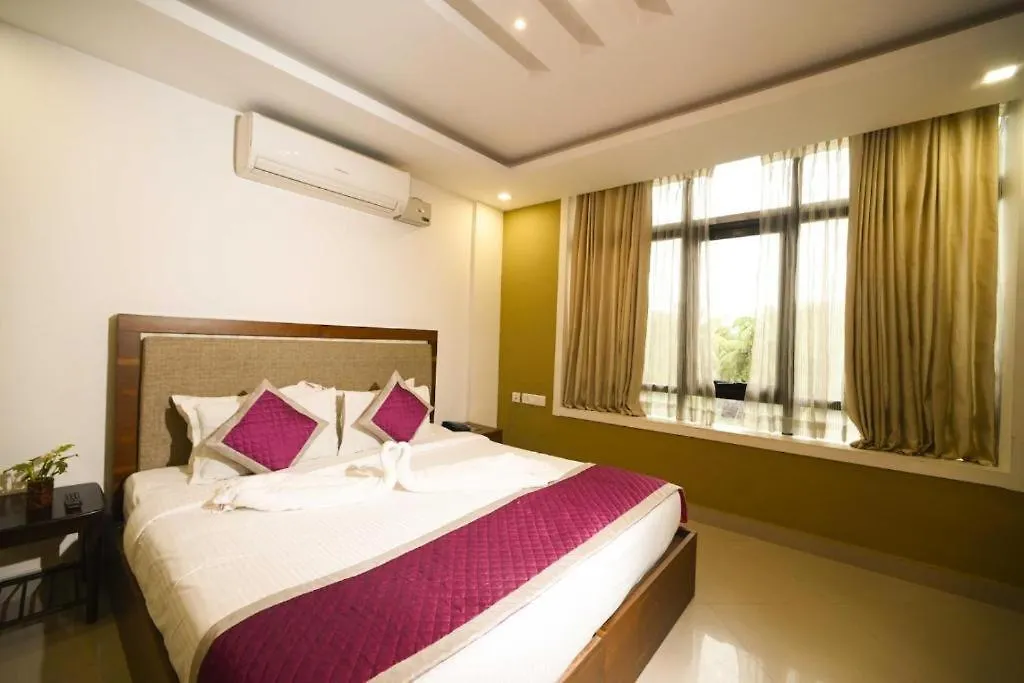 Royal Plaza Glitz Inn 科泽科德 印度